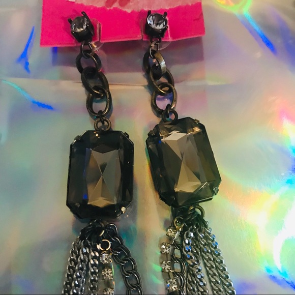 Crystal rhinestone chain earrings gothic vintage Betsey...